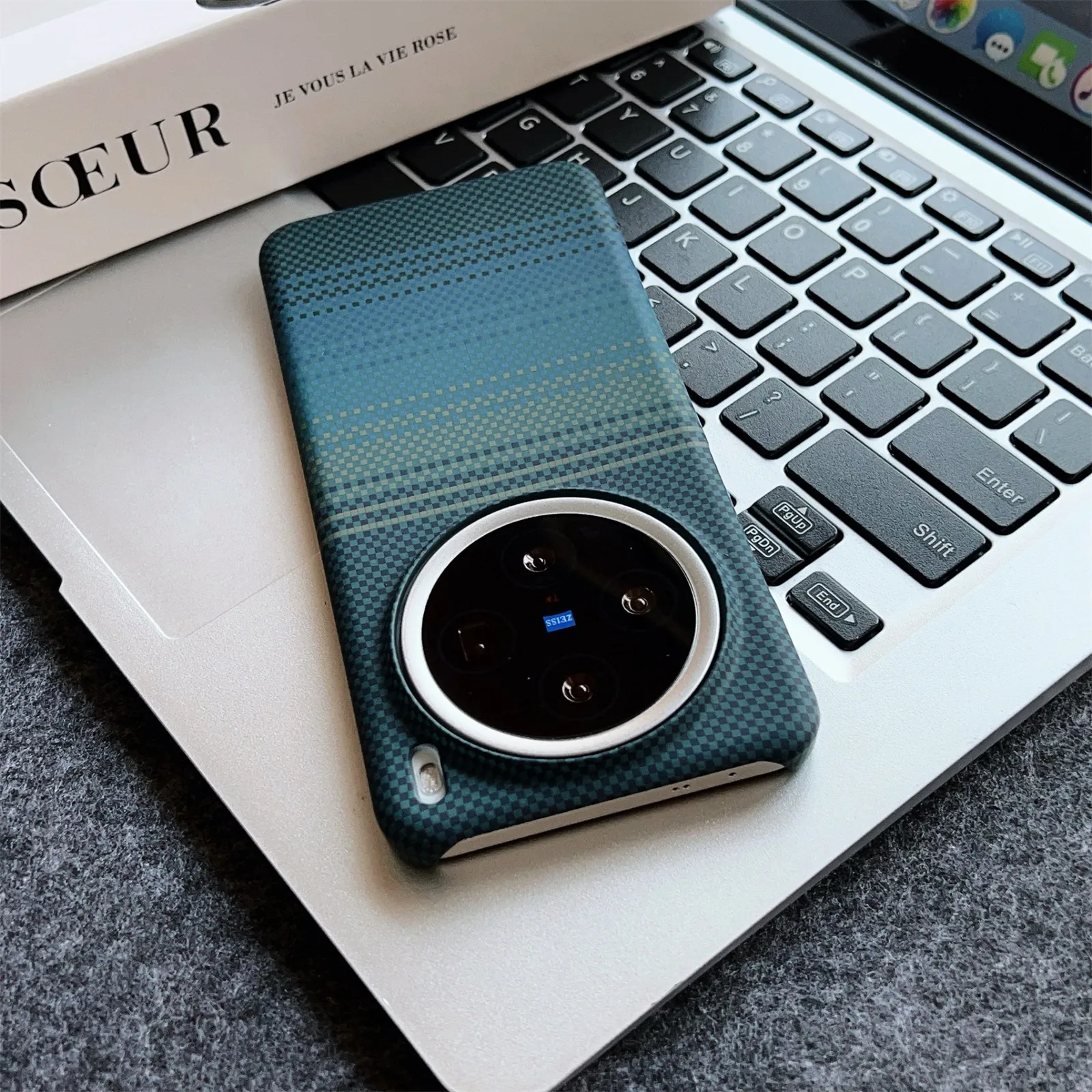 Kevlar Carbon Fiber Abdeckung  – Vivo X200 Bewertung und Preis